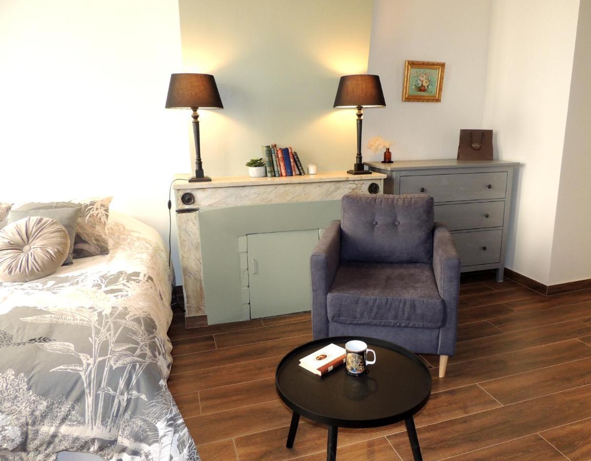 Studio Tout Confort A 2 Pas Du Chateau St Germain Сен Жермен ан Ле Екстериор снимка
